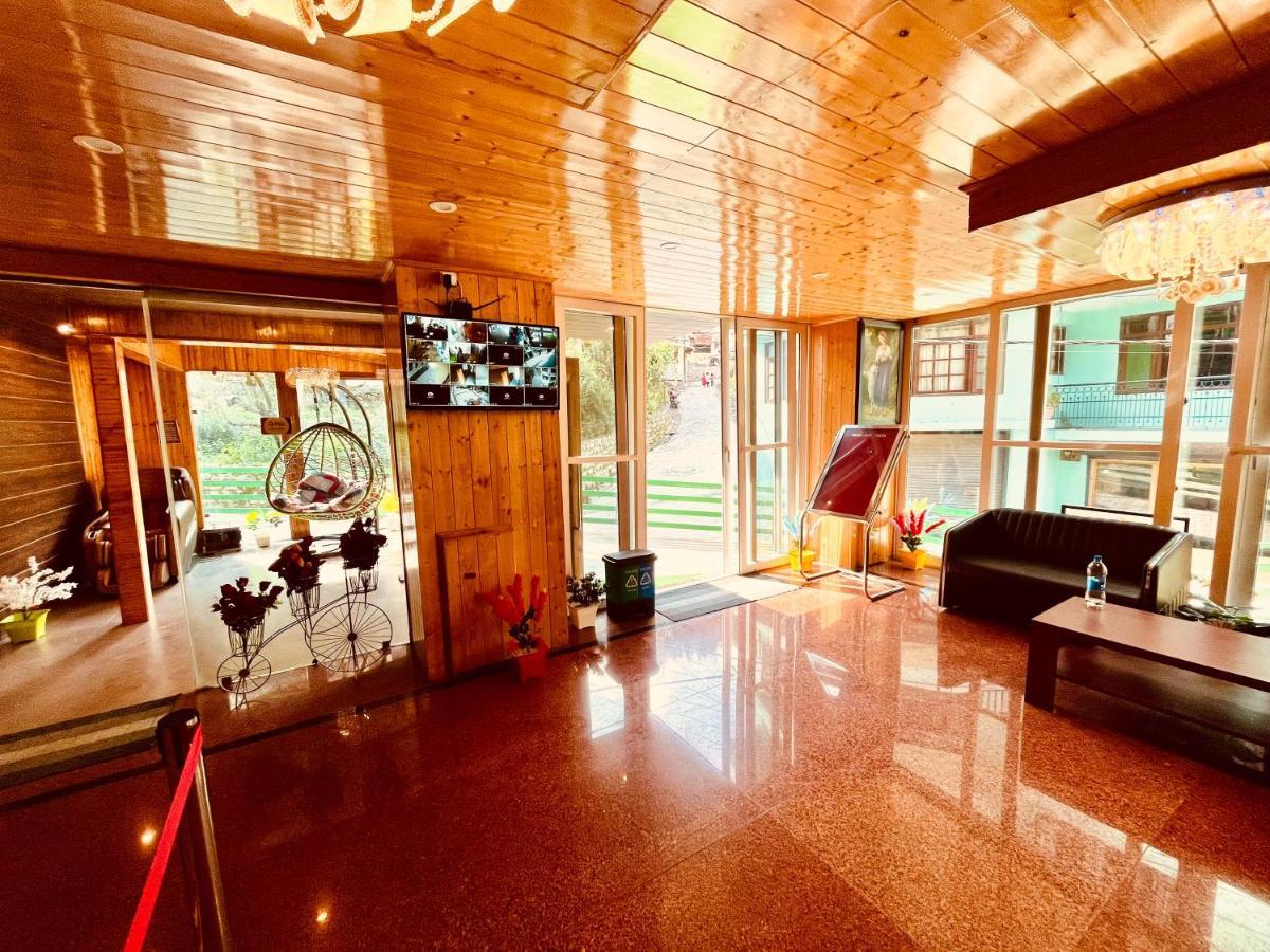 Hotel Winterline - Five Star Luxury Hotel Near Mall Road Manali Buitenkant foto